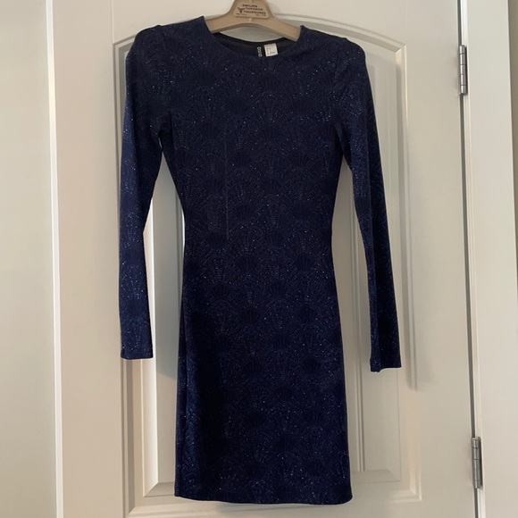 Navy dress - Picture 1 of 4